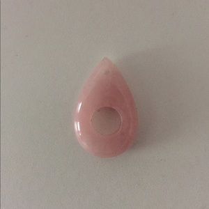 Pink quartz pendant